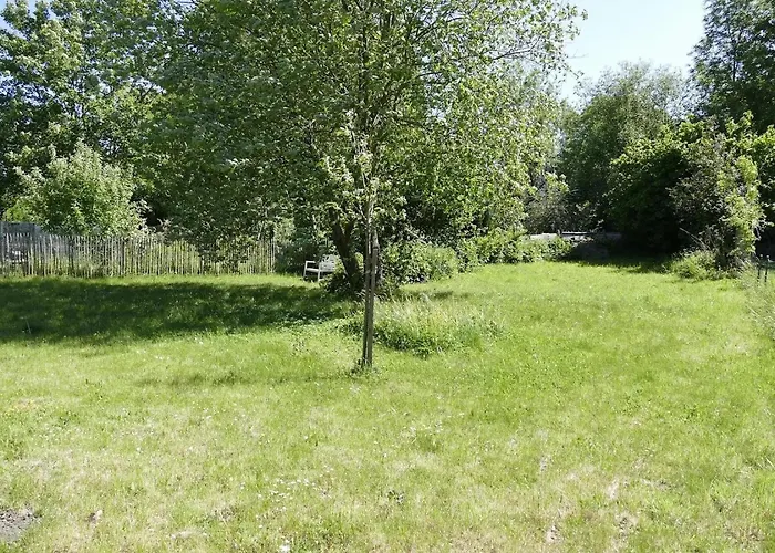 La Malavisee Nyaraló Leernes